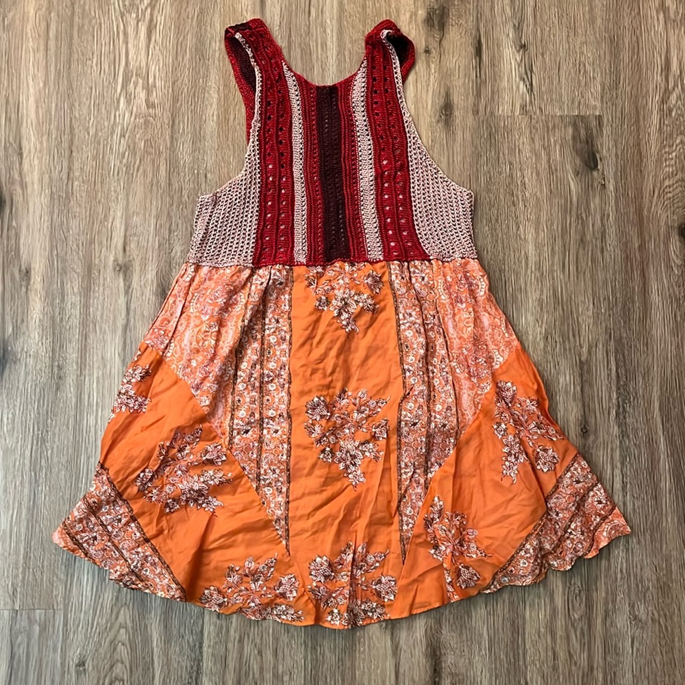 FREE PEOPLE adorable spring or summer dress